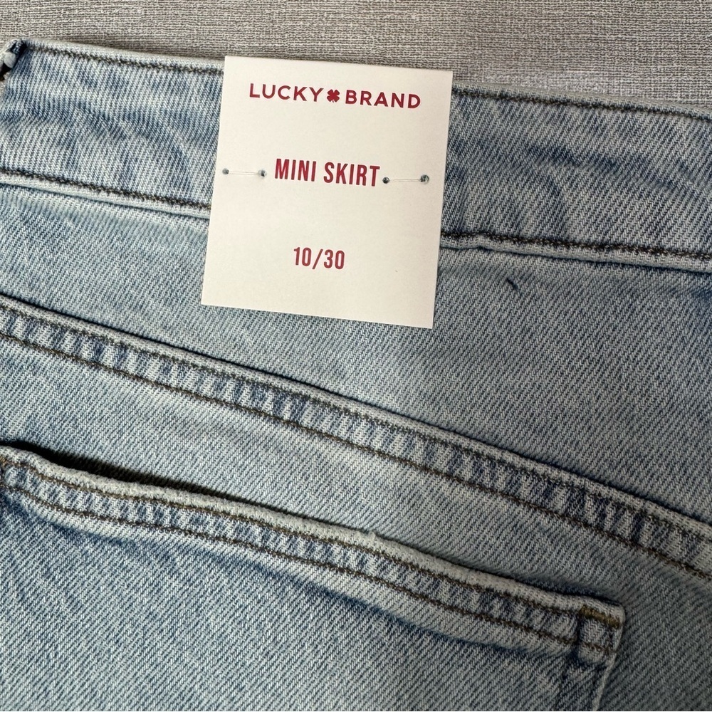 NWT New LUCKY BRAND Mini Denim Skirt With Embroidered Detail Size 10 - Picture 8 of 12